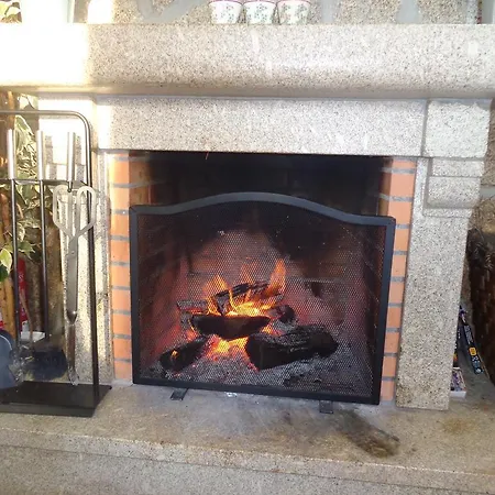 Bernardes House 카스텔루 지 파이바