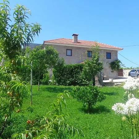 Casa rural Bernardes House *