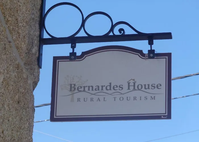 Bernardes House Hétvégi ház